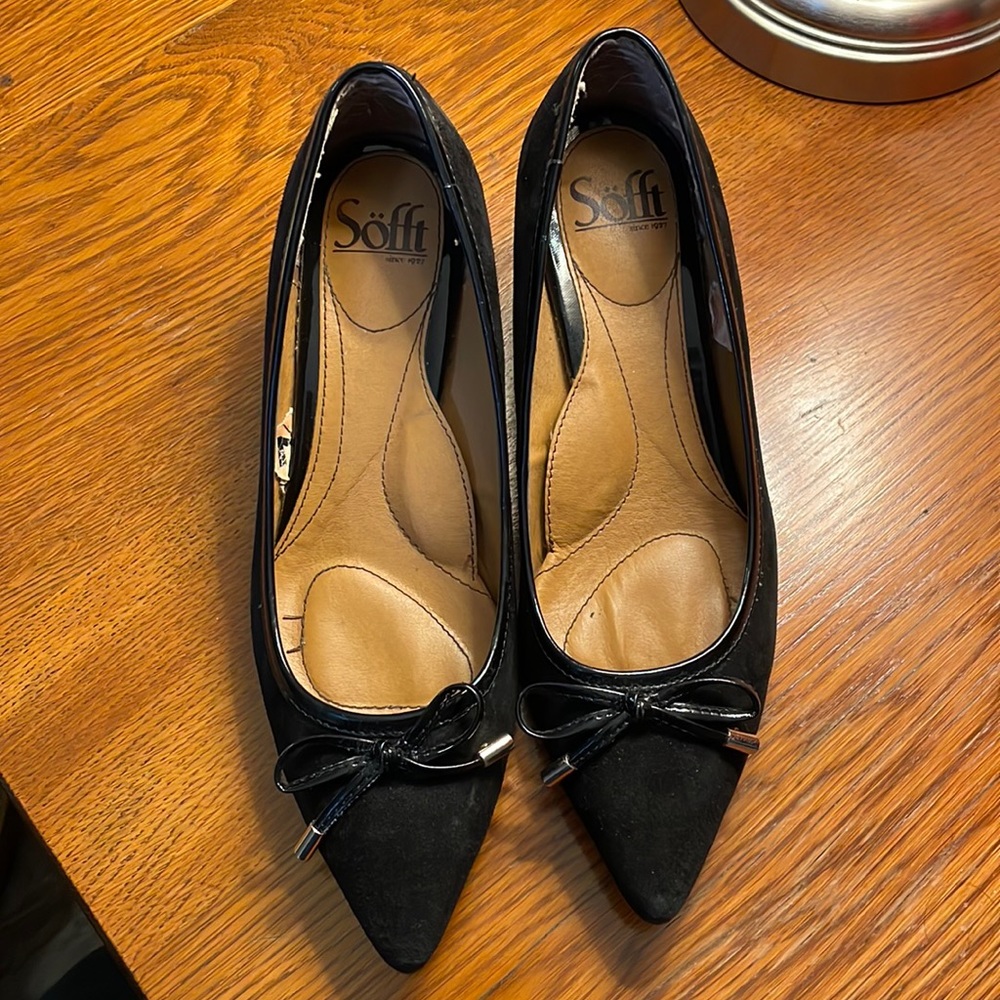 Sofft Black Faux Suede Wedge Heels with Black Patent Accent Bow